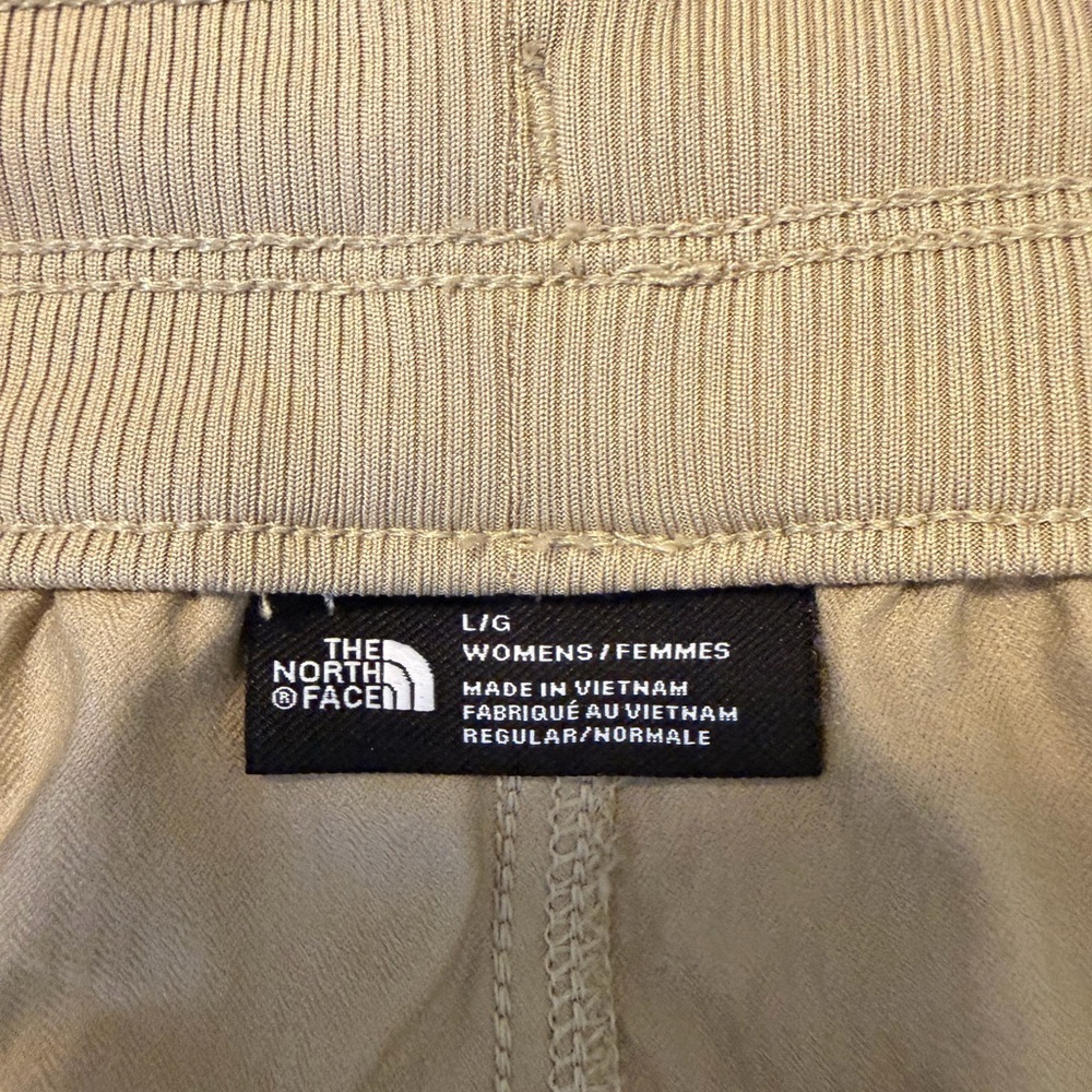 The North Face Aphrodite Motion Active Shorts Hiking Women’s Size Large - Picture 5 of 12